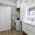 דירה Blu Wave גולם