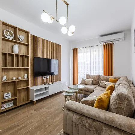 Blu Wave * Golem (Tirana)