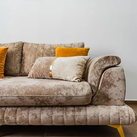 Blu Wave * Golem (Tirana)